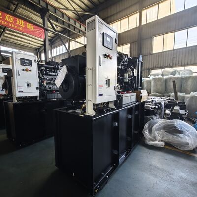 Fabrica portátil 280kW 350KVA uso doméstico gerador de energia de pequena potência 3 fases 3 fases gerador de diesel super silencioso conjunto Cumm
